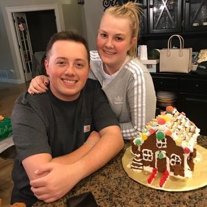 Meet your Posher, Sidney